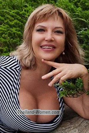 174112 - Viktoriya Age: 56 - Russia