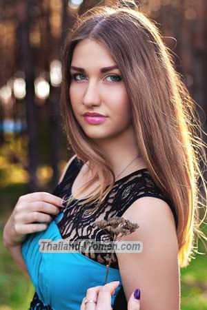 174703 - Nataliia Age: 33 - Ukraine