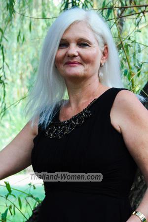 175813 - Elena Age: 57 - Ukraine