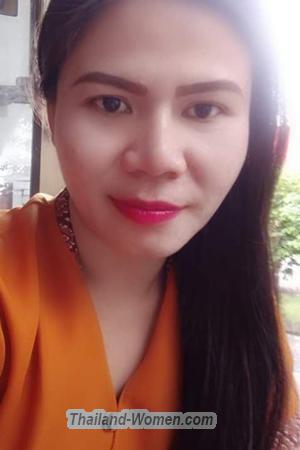 184455 - Charin (Lyn) Age: 38 - Thailand