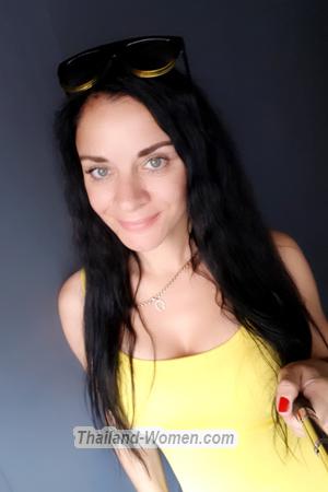 185145 - Oksana Age: 50 - Russia