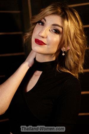 187117 - Viktoriya Age: 34 - Ukraine