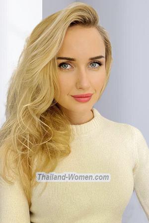 190227 - Oksana Age: 40 - Ukraine