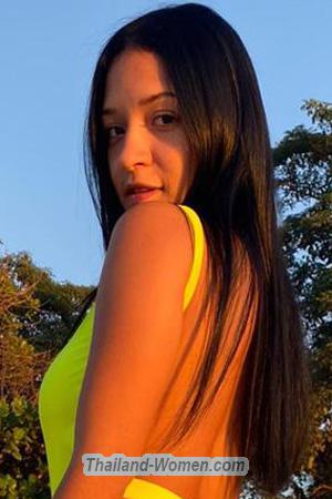 191624 - Jamie Age: 28 - Costa Rica