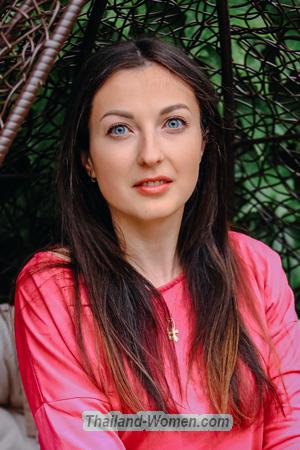 199371 - Ekaterina Age: 33 - Ukraine