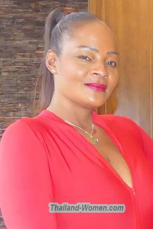 211374 - Novelia Age: 44 - Colombia