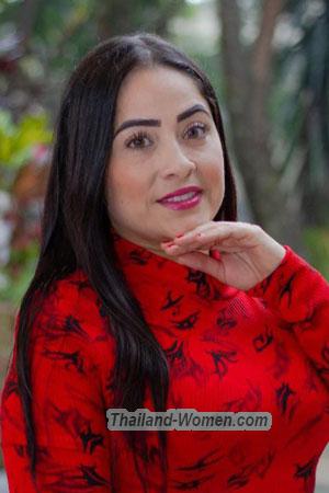 213774 - Yuliana Age: 40 - Colombia