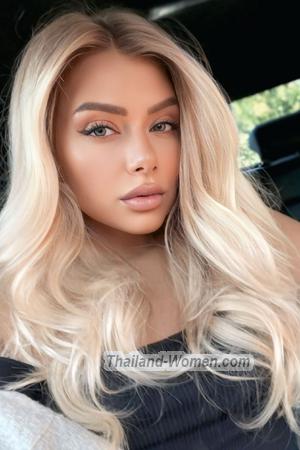 218896 - Olena Age: 32 - Ukraine