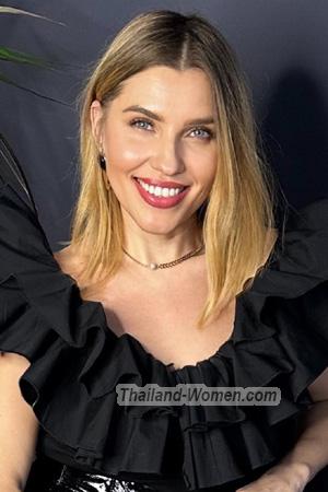 222279 - Viktoriia Age: 42 - Ukraine