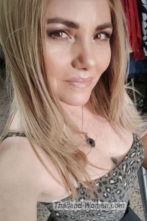 223113 - Maria Elizabeth Age: 51 - Costa Rica