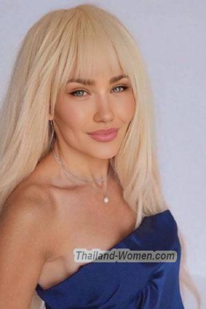 223352 - Anastasia Age: 36 - Ukraine