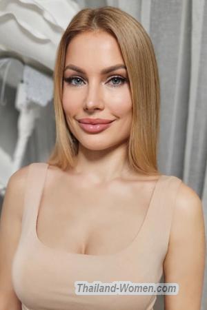 223782 - Oksana Age: 47 - Russia