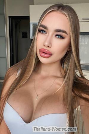 224422 - Valeriia Age: 22 - Ukraine