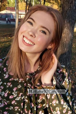 224438 - Ekaterina Age: 27 - Russia