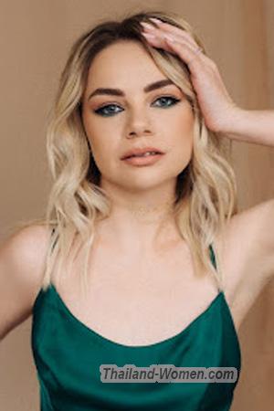 225256 - Yuliia Age: 30 - Ukraine