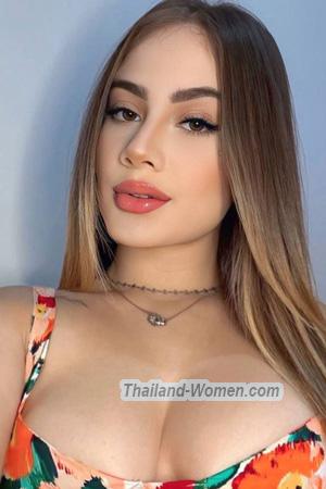 226004 - Estefany Age: 22 - Brazil