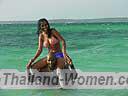 colombian women tour cartagena 0803 87